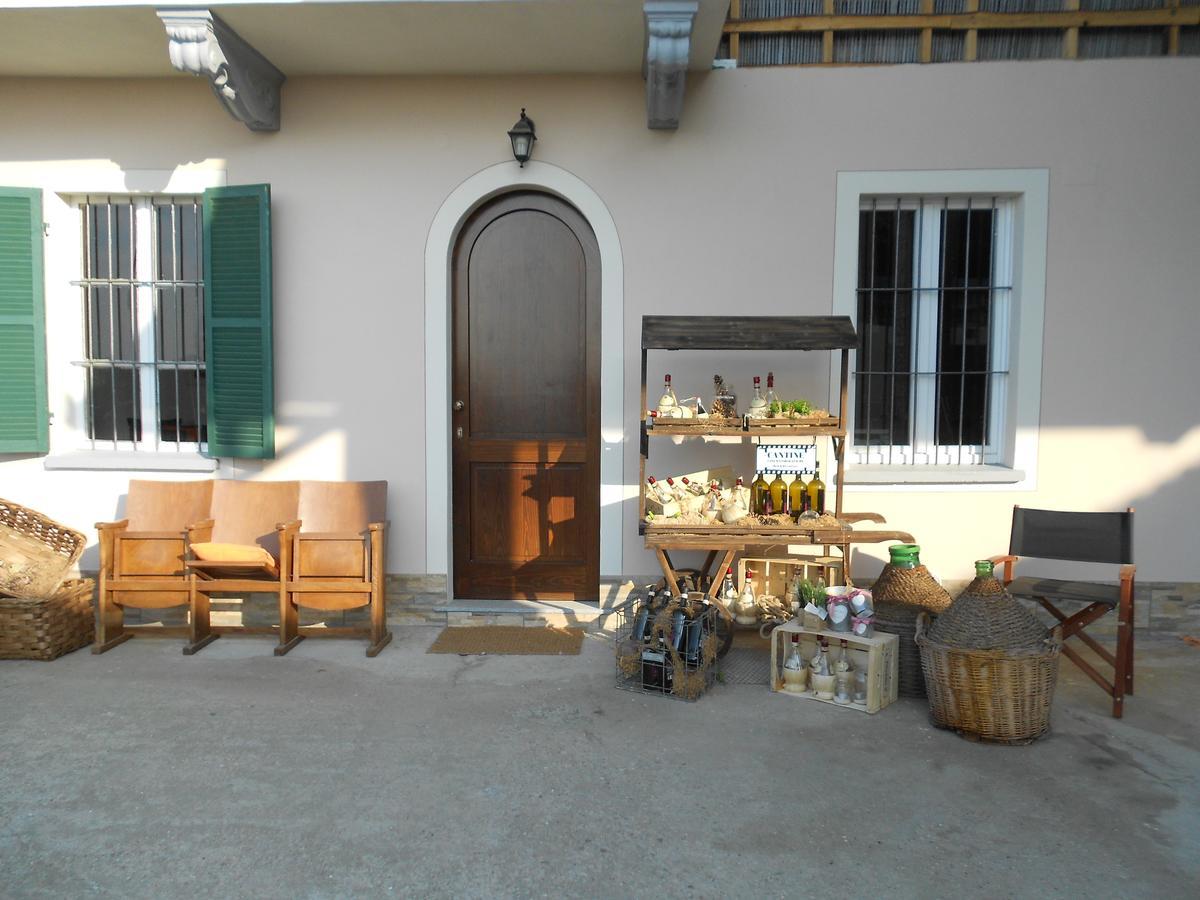 Cantine Cinematografiche Cherasco Exterior photo
